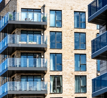 Guides - how to buy a flat - Douglas Allen